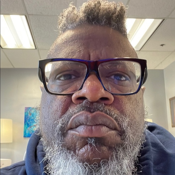 Meet your Posher, Stephen - Picture 1 of 1